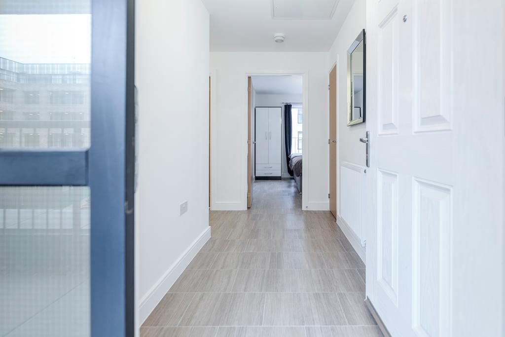 Conen Image Court Apartment รอมฟอร์ด ภายนอก รูปภาพ