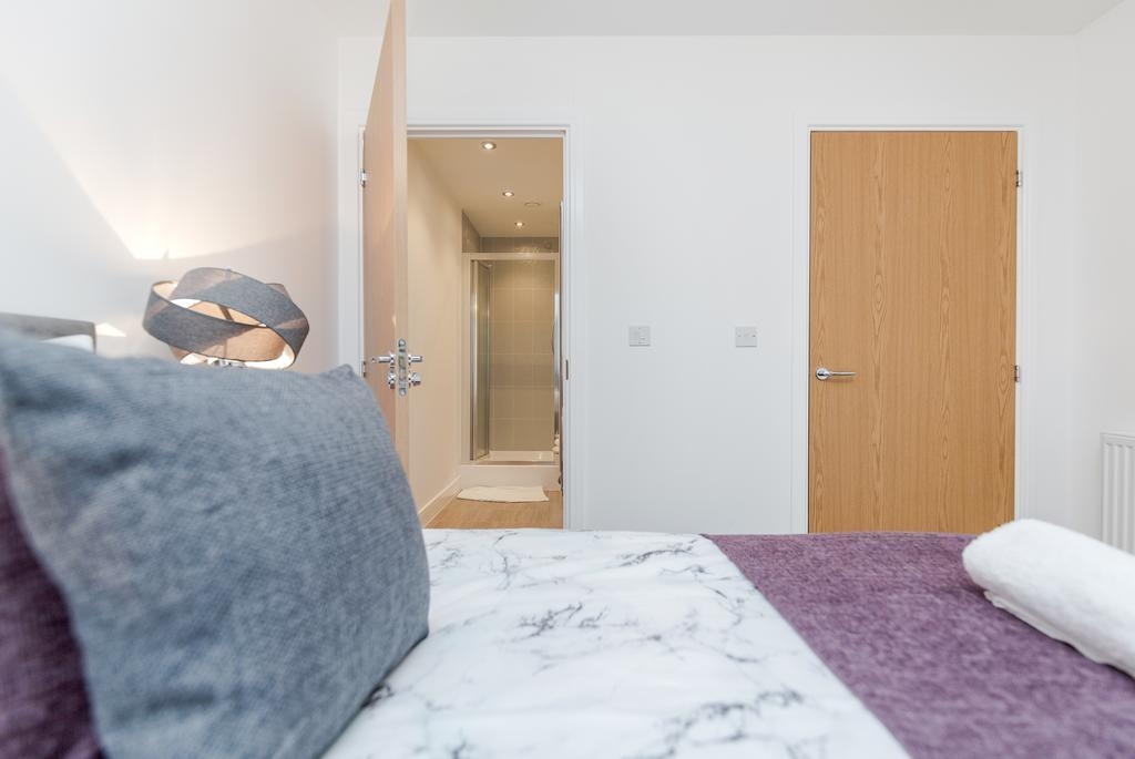 Conen Image Court Apartment รอมฟอร์ด ภายนอก รูปภาพ